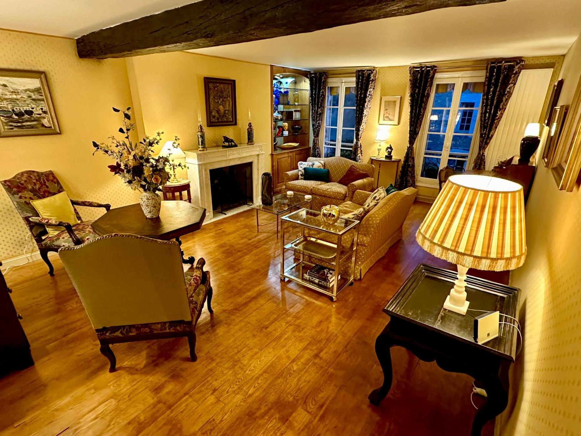 Le Logis Plantagenet Bed & Breakfast Bergerac Exterior photo
